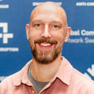Peter Pierrou, moderator