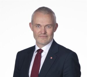 Jonas Attenius (S)