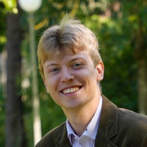Nils Geeraedts - Moderator