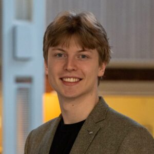 Nils Geeraedts - Moderator